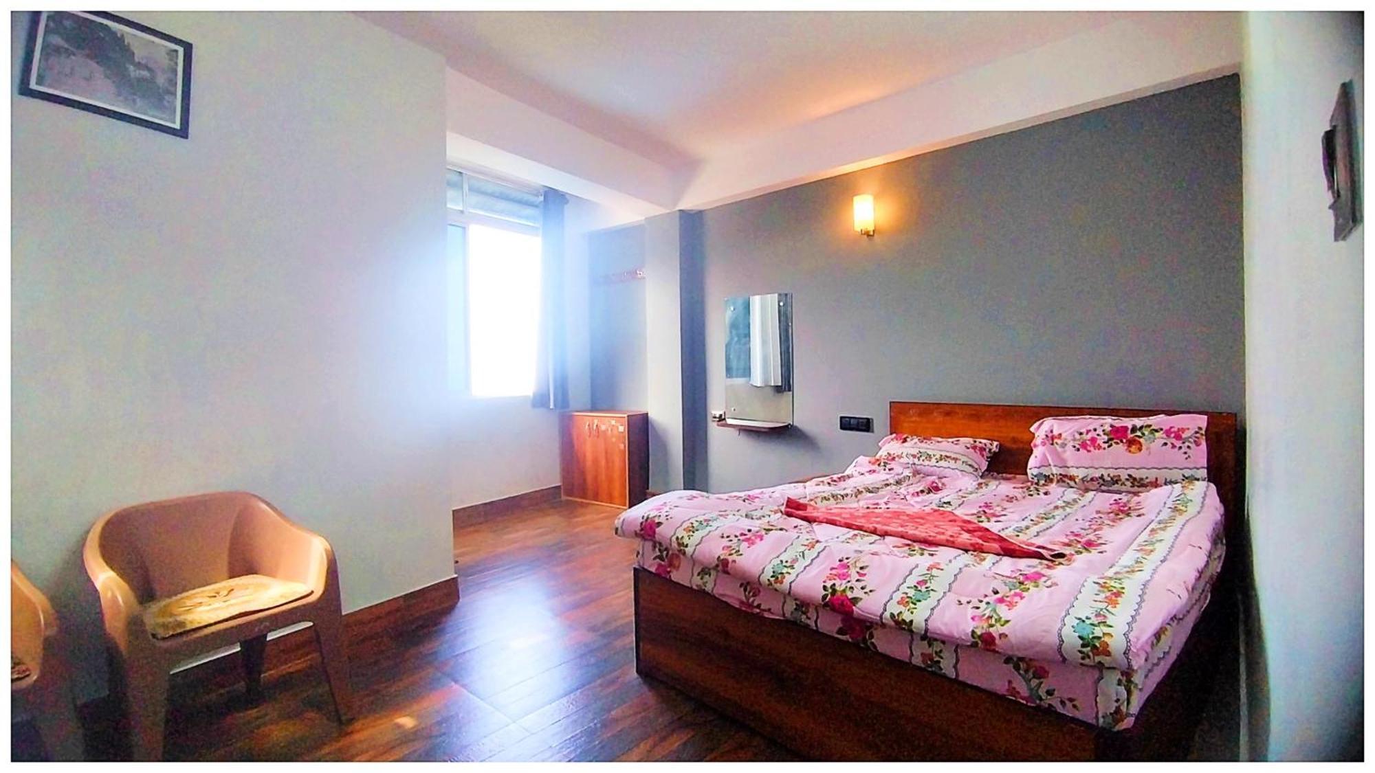 Hotel Premium Pitstop Near Railway Station Best Hotel In Darjeeling Darjeeling  Eksteriør bilde